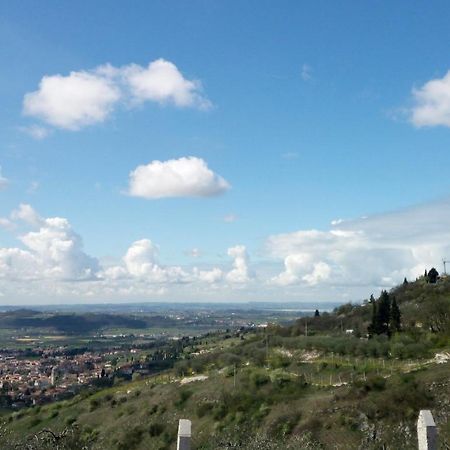 Panoramico10 Apartment With A View In Valpolicella Сант-Амброджо-ди-Вальполичелла Экстерьер фото