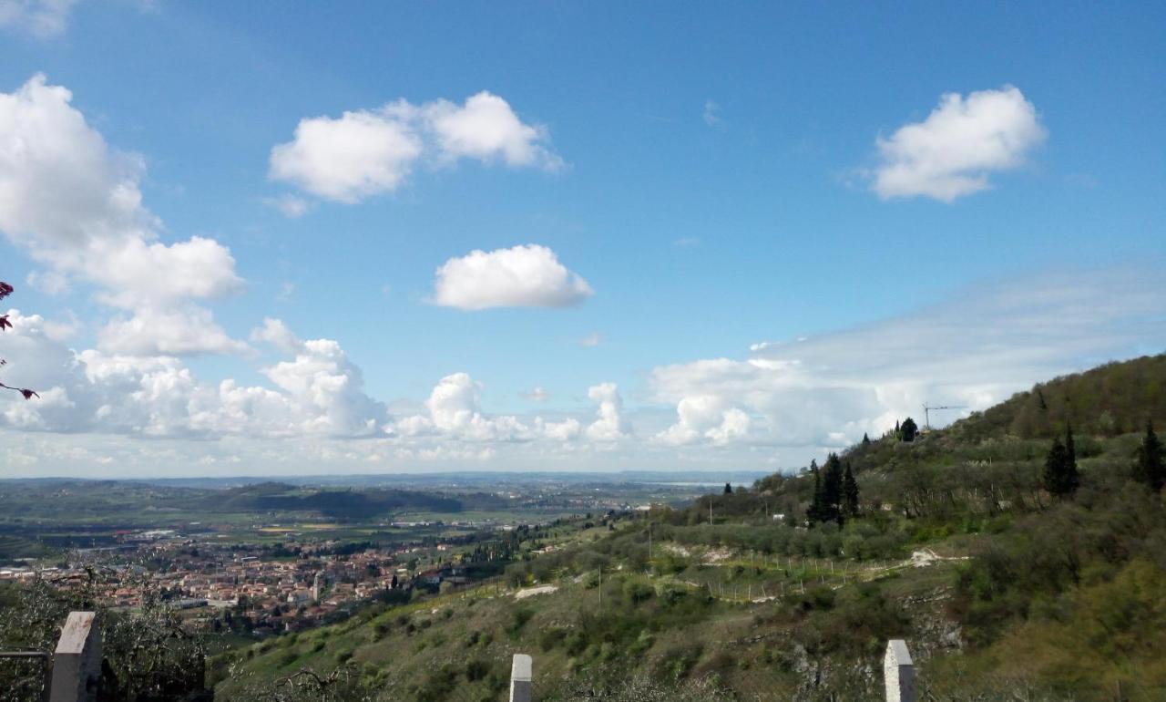 Panoramico10 Apartment With A View In Valpolicella Сант-Амброджо-ди-Вальполичелла Экстерьер фото