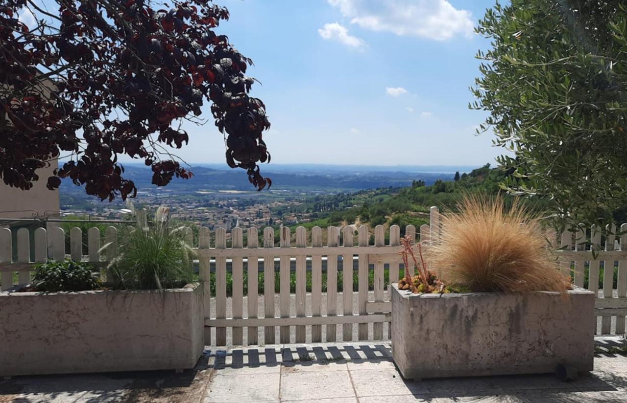 Panoramico10 Apartment With A View In Valpolicella Сант-Амброджо-ди-Вальполичелла Экстерьер фото